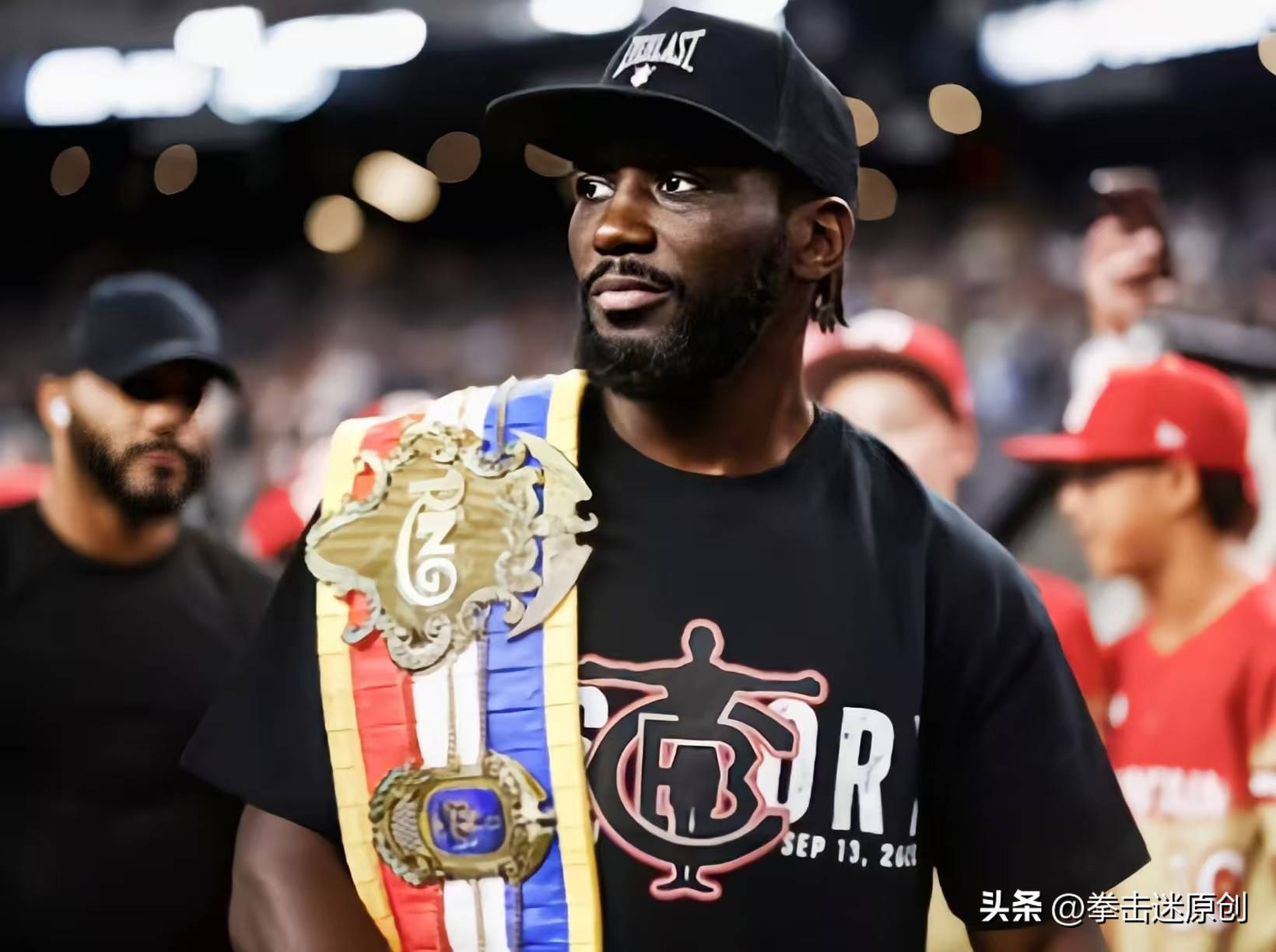 沙特阿拉伯拳击选手顽强晋级