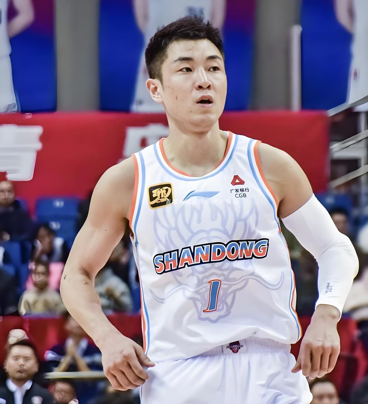 关于CBA球员实力强劲，各队实力均衡角逐激烈的信息