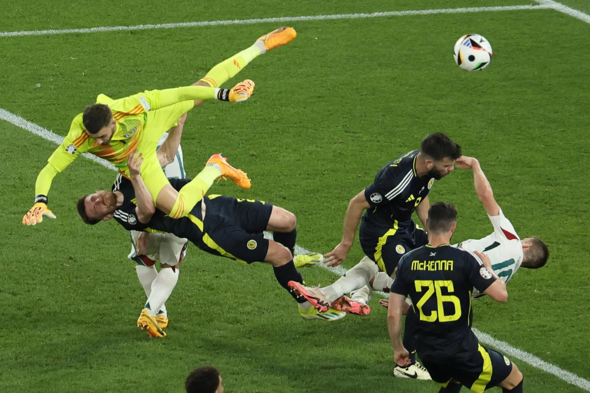 爱游戏亚洲官网-摩尔多瓦足球队在欧洲杯预选赛中惊险晋级,实力突出的简单介绍