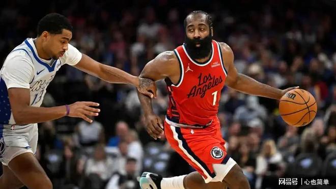 爱游戏直播-快船大胜太阳！小卡砍+两双保住西部第一的简单介绍